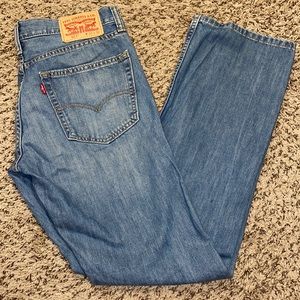 Levi Blue Jeans with fading, Regular Fit 33W 32L